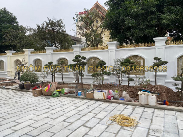 Hàng rào nhôm đúc mẫu HR -098