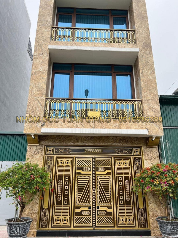 Cửa nhôm đúc mẫu-021