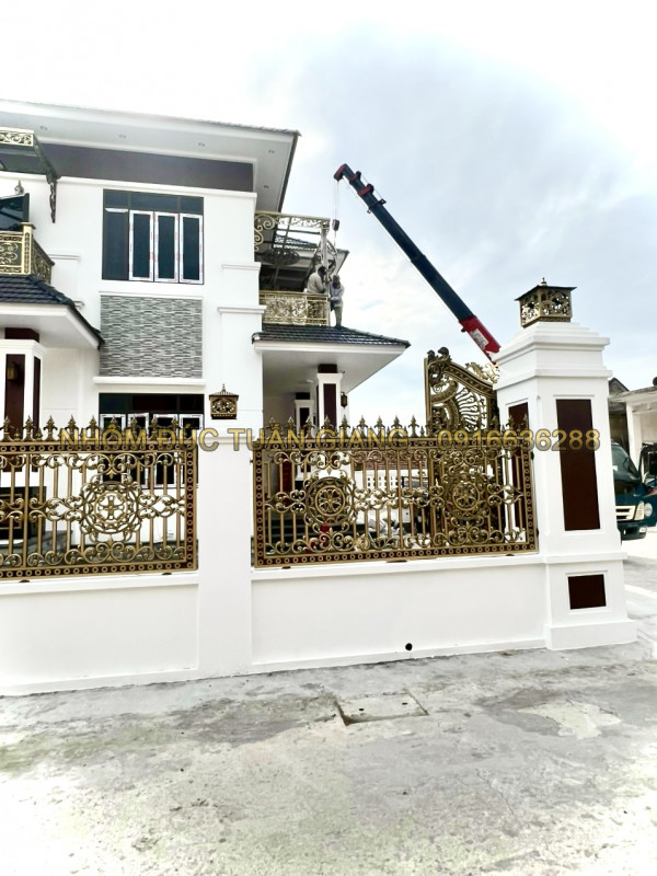 Hàng rào nhôm đúc mẫu HR -100