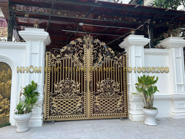 Cổng nhôm đúc mẫu C-178